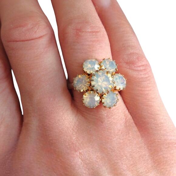 70's Vintage Faux Opal Cluster Adjustable Cocktail Ring 6 7 8 - Picture 1 of 5